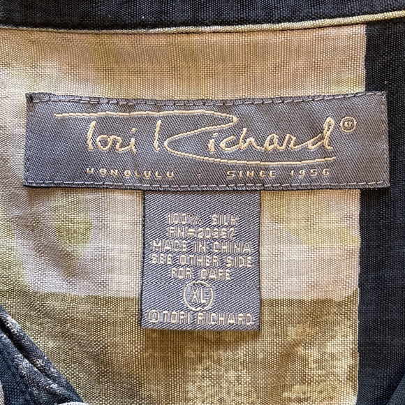XL Boutique Exclusive Tori Richard Hawaiian SilK Shirt - Picture 5 of 15